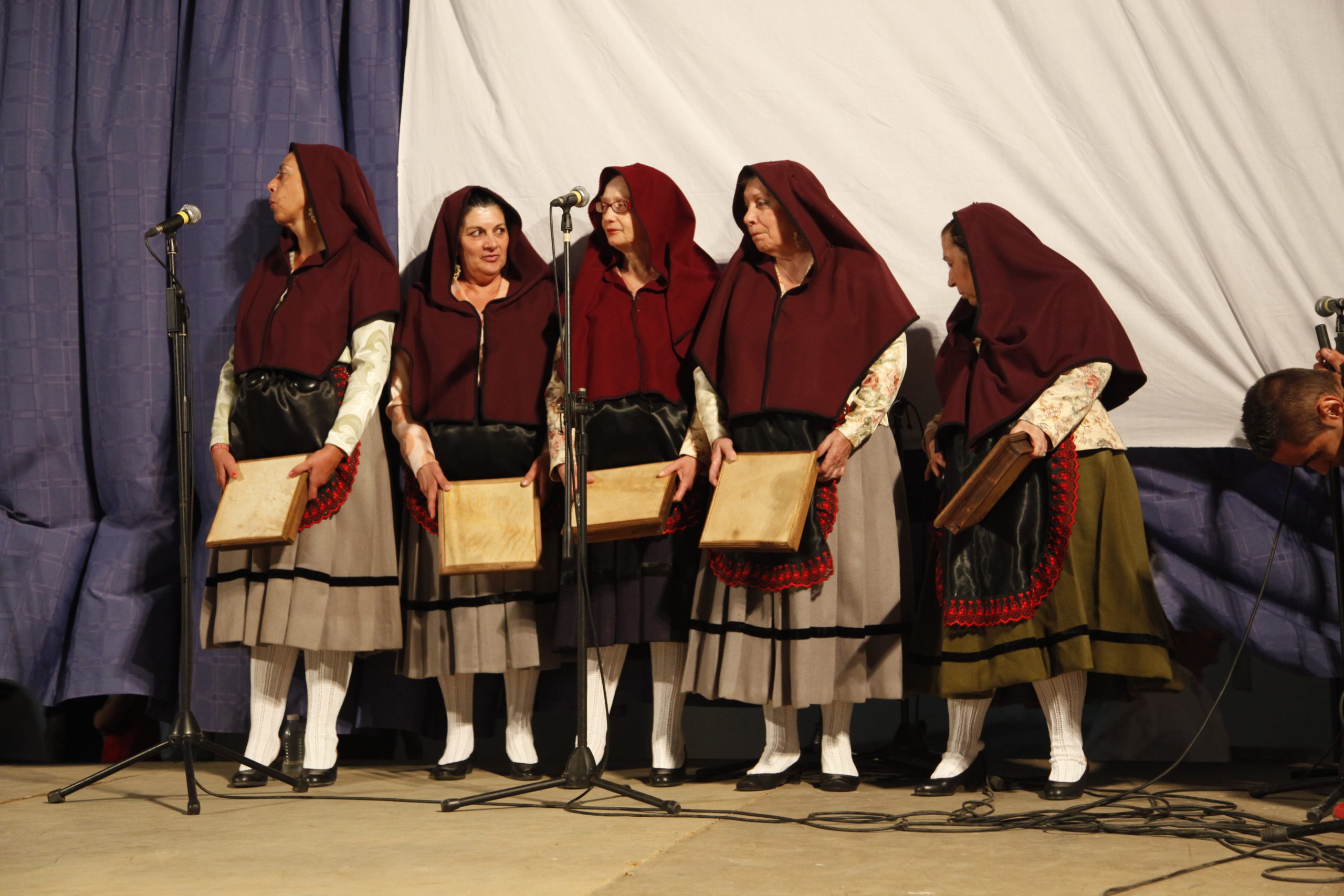02 Participación de la danza del Pandero en Certamen de Música Tradicional de Encinasola, Huelva