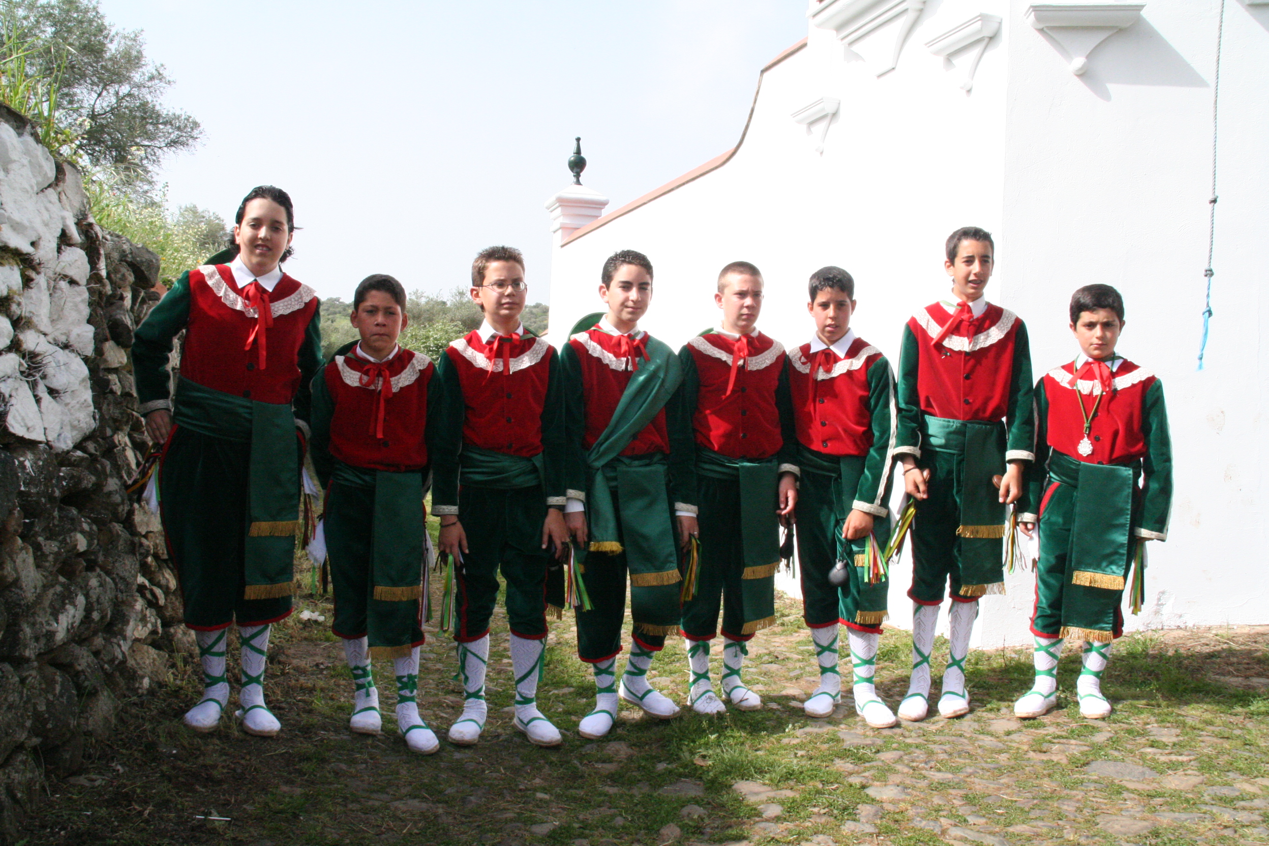 Danza en honor a la Virgen de la Esperanza 04, Grupo de danza infantil. Cumbre Mayores, Huelva